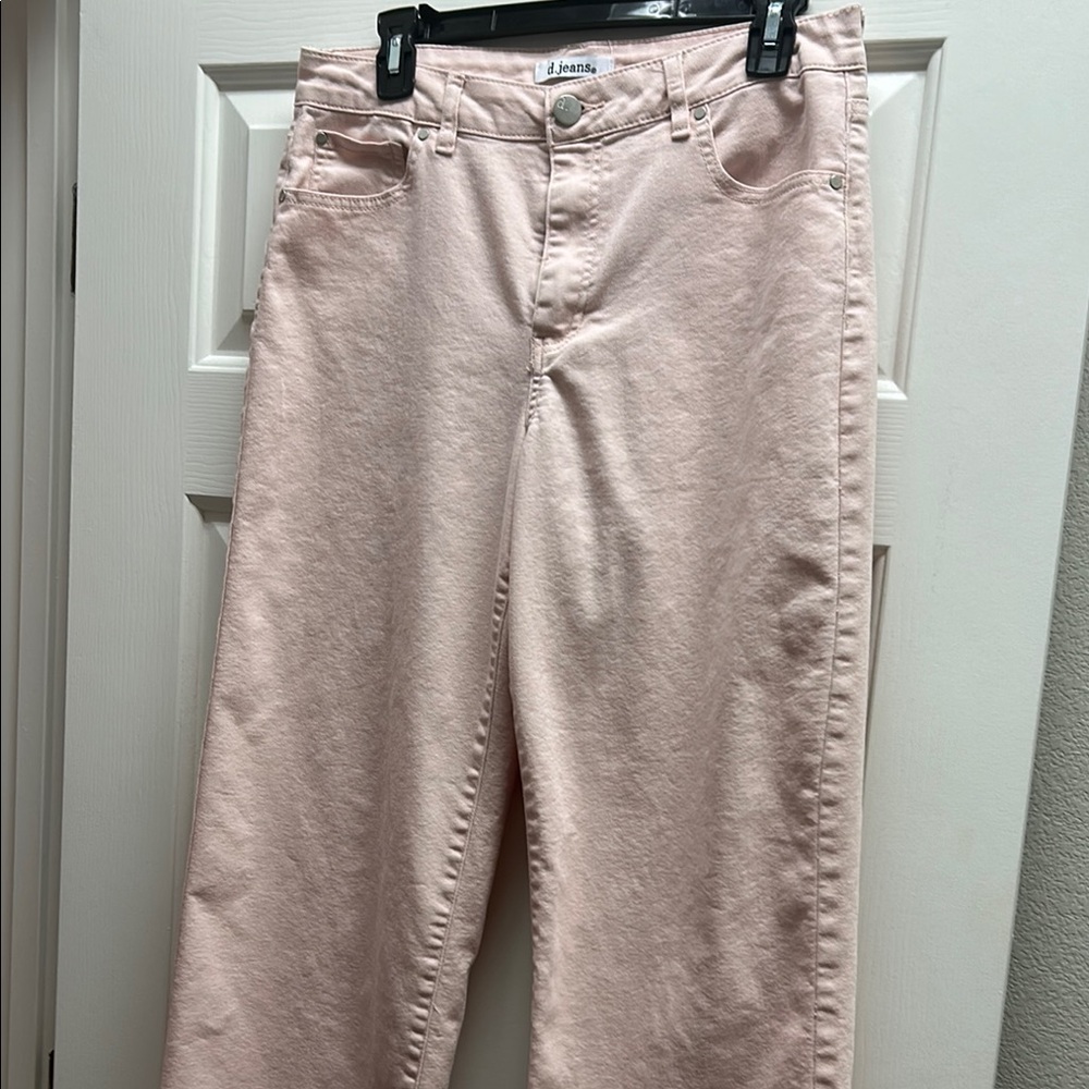 D. jeans Pink Straight Leg Jeans with Soft Pastel